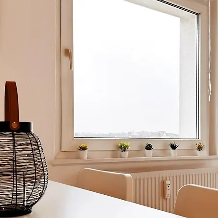 Exklusive Fuer Monteure In Διαμέρισμα