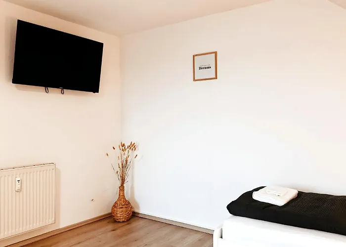 Exklusive Fuer Monteure In Lejlighed *